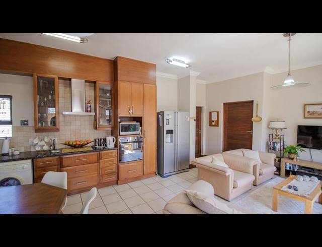 2 BEDROOM TOWNHOUSE FOR SALE IN RETIRE AT MIDSTREAM